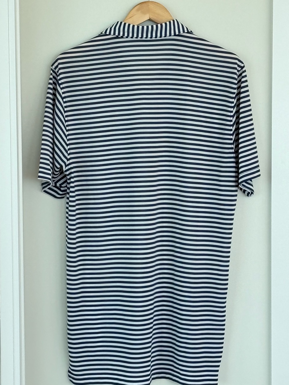 Peter Millar Navy and White Striped Polo Men’s Large - Picture 3 of 5